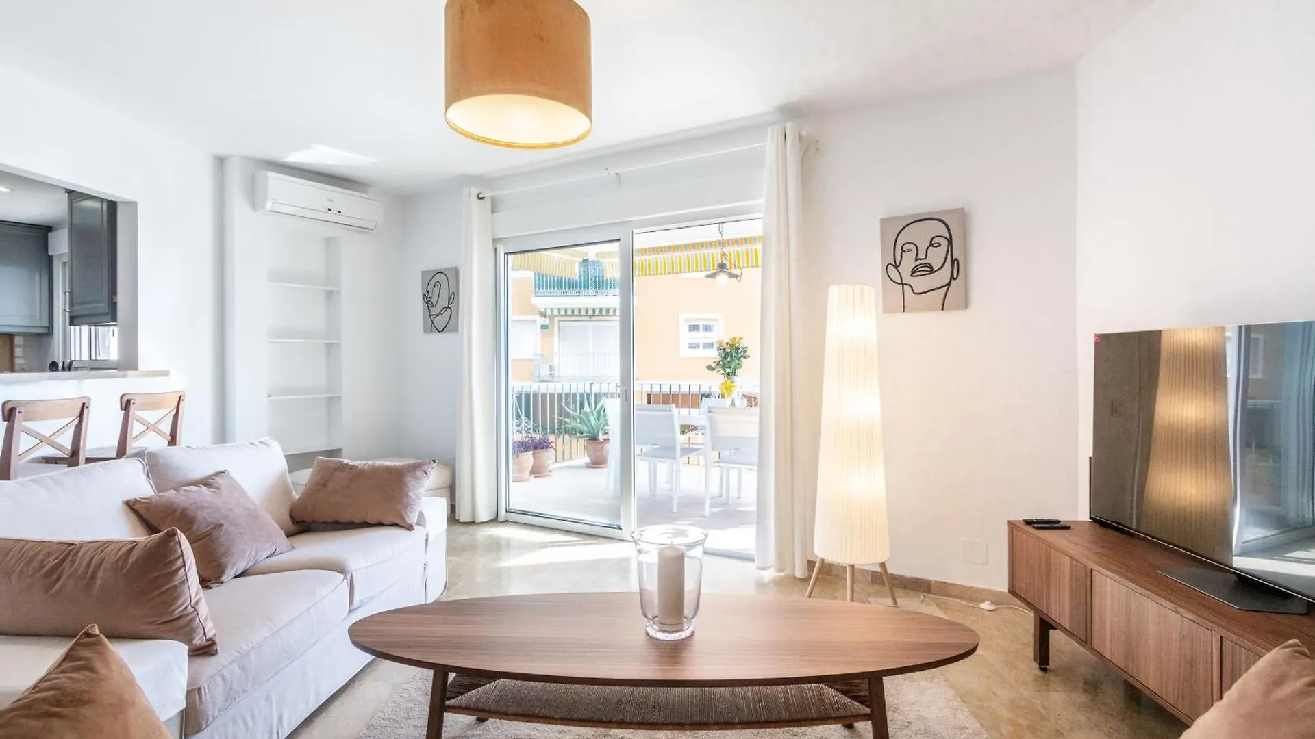 Large Apartment Marbella Del Mar